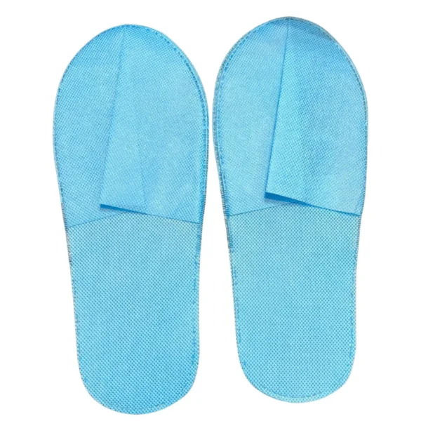 Kapcie Jednorazowe Kryte Włókninowe Niebieskie 50 par QMS Line Economic Kapcie jednorazowe kryte włókninowe niebieskie pakowane zbiorczo 50 par QMS Line Economic do hotelu i SPA