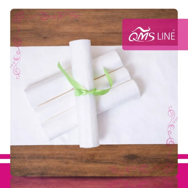 Ręcznik Kosmetyczny Włókninowo-Celulozowy 72x38 cm 50 szt. QMS Line Premium Ręcznik kosmetyczny włókninowo-celulozowy 72x38 cm 50 szt. QMS Line Premium do salonu kosmetycznego i SPA