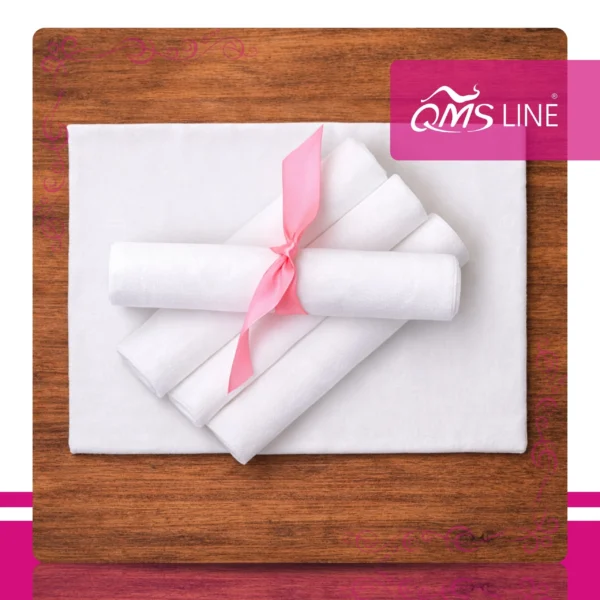 Ręcznik Włókninowy Jednorazowy Siatka 70x50 cm 100 szt. QMS Line Premium Ręcznik włókninowy jednorazowy siatka 70x50 cm 100 szt. QMS Line Premium do salonu kosmetycznego i SPA