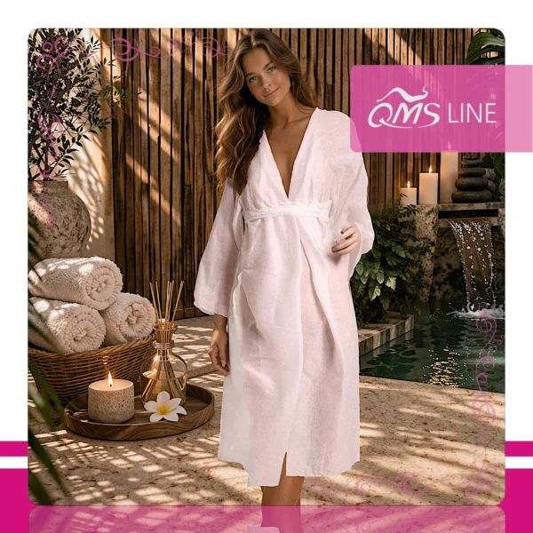 Szlafrok Włókninowy Jednorazowy 1 szt. QMS Line Premium Szlafrok włókninowy jednorazowy 1 szt. QMS Line Premium do salonu kosmetycznego i SPA