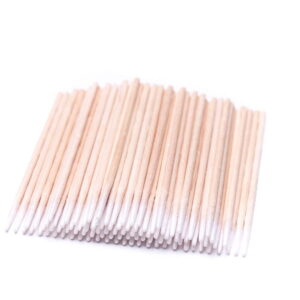 Patyczki kosmetyczne drewniane z bawełną Cosmetico 100 szt – precyzyjne patyczki do stylizacji brwi i rzęs