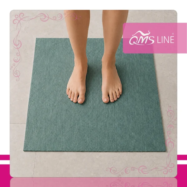 Mata Gruby Dywanik Kolorowy 40x40 cm 50 szt. QMS Line Premium Mata gruby dywanik kolorowy 40x40 cm 50 szt. QMS Line Premium do salonu kosmetycznego i SPA